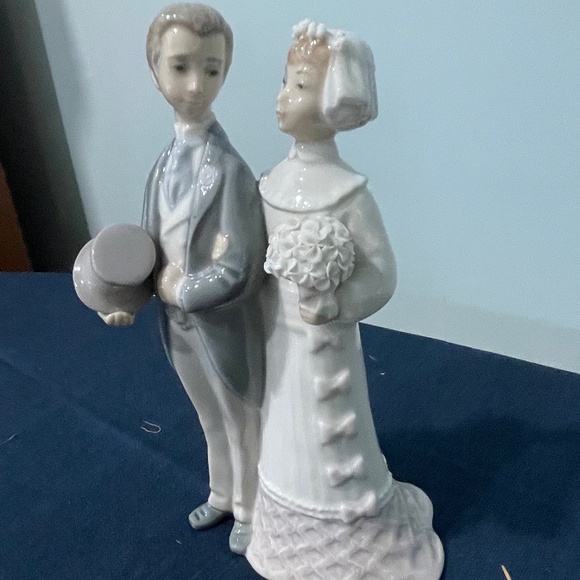 Lladro WEDDING Figurine 4808 (Glossy) - Picture 1 of 5